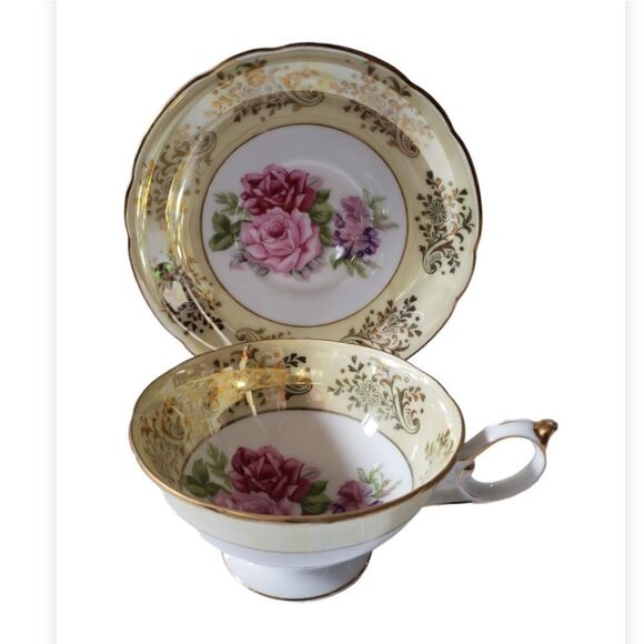 Royal Halsey Cup & Saucer - Picture 1 of 10